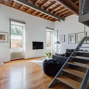 Loft In Trastevere Rome
